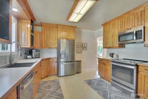 217 Bowlin Ave NE, Orting, WA 98360 photo 14