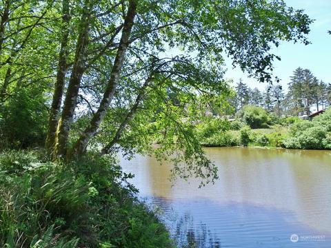 229 Bass Ave NE, Ocean Shores, WA 98569