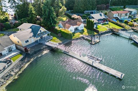 37635 Vista Key Dr NE, Hansville, WA 98340