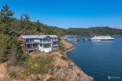 8256 Orcas Rd, Eastsound, WA 98245 photo 3