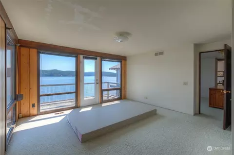 8256 Orcas Rd, Eastsound, WA 98245 photo 18