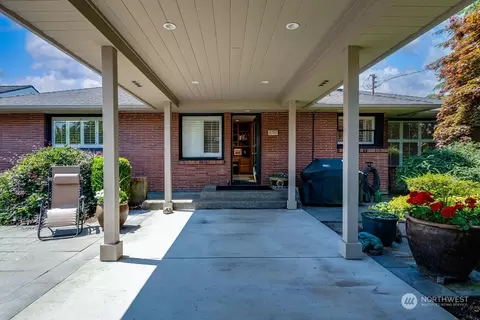 801 Colby Ave, Everett, WA 98201 photo 2