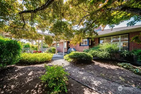 801 Colby Ave, Everett, WA 98201 photo 4