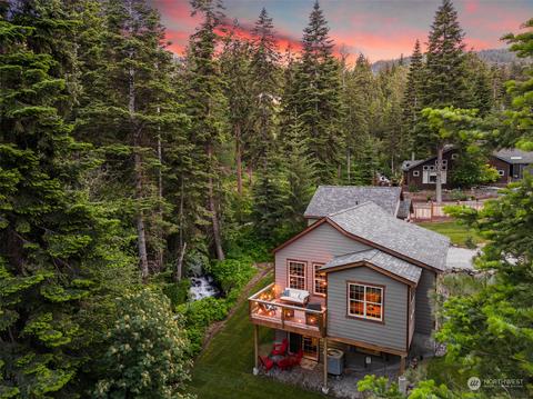 6285 Forest Ridge Dr, Wenatchee, WA 98801