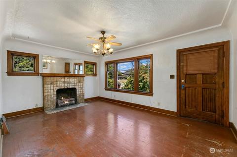 2915 E Pine St, Seattle, WA 98122 photo 5