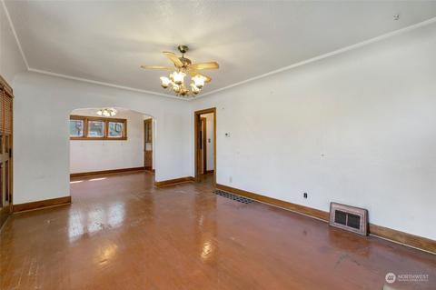 2915 E Pine St, Seattle, WA 98122 photo 7