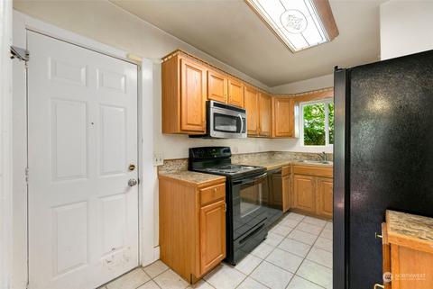 2915 E Pine St, Seattle, WA 98122 photo 12
