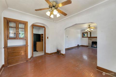 2915 E Pine St, Seattle, WA 98122 photo 9