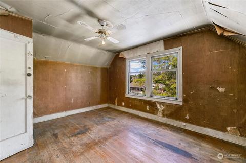 2915 E Pine St, Seattle, WA 98122 photo 18