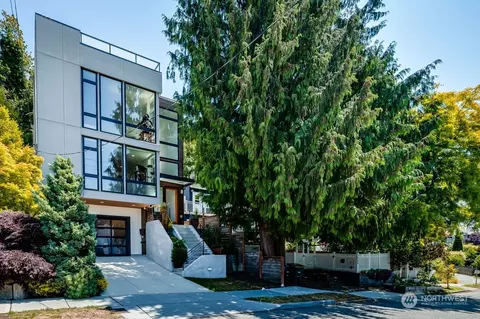 3926 59th Ave SW, Seattle, WA 98116