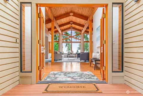 40 Cedarview Dr, Port Townsend, WA 98368