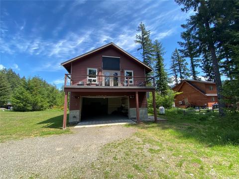 110 Jack Fir Ct E, Packwood, WA 98361