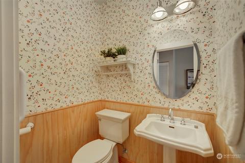 1420 N 35th St, Seattle, WA 98103 photo 14