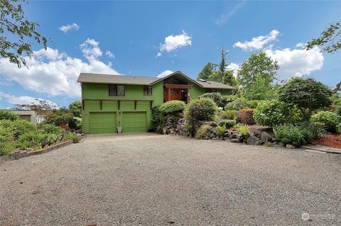 1364 Pilchuck Hts, Fox Island, WA 98333