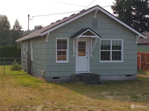1654 N Pacific Ave, Kelso, WA 98626
