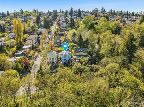 2706 E Helen St #A, Seattle, WA 98112