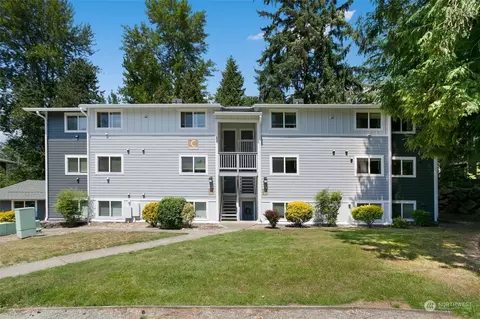 14010 NE 181st Pl #C202, Woodinville, WA 98072
