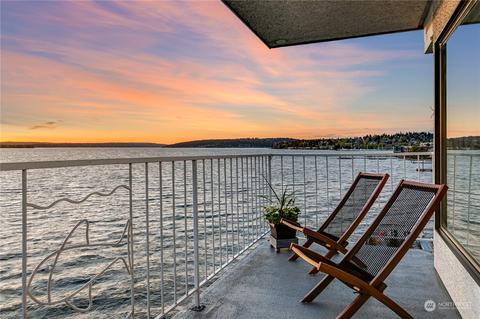 6421 Lake Washington Blvd NE #408, Kirkland, WA 98033
