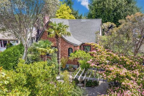 7018 Earl Ave NW, Seattle, WA 98117