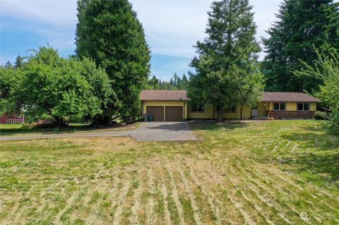 2453 Woods Rd E, Port Orchard, WA 98366