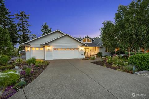 242 N Carnegie Ave, Port Townsend, WA 98368
