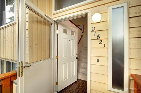 21621 7th Pl W, Bothell, WA 98021 photo 2