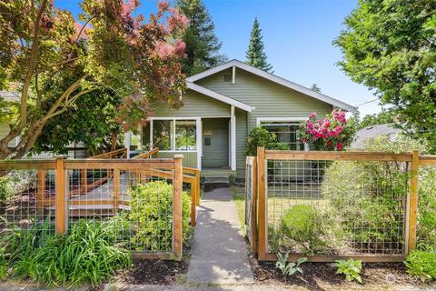 9217 20th Ave SW, Seattle, WA 98106