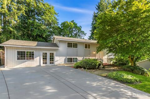 8521 NE 135th St, Kirkland, WA 98034