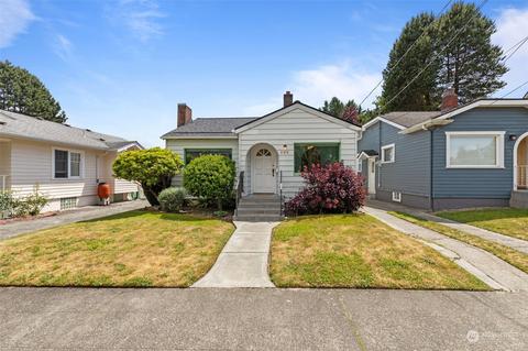 509 N 77th St, Seattle, WA 98103