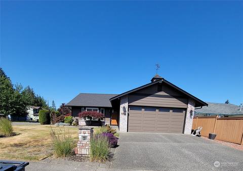 8210 NE 49th Ave, Marysville, WA 98270