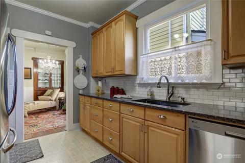 2203 Rockefeller Ave, Everett, WA 98201 photo 15