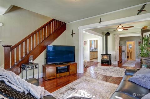 2203 Rockefeller Ave, Everett, WA 98201 photo 5