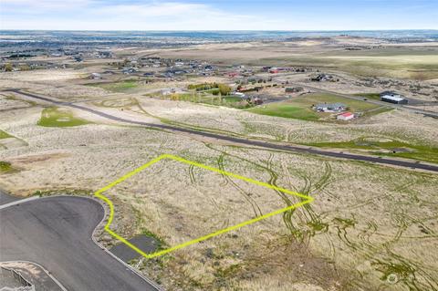 32715 Cantera St, Kennewick, WA 99338