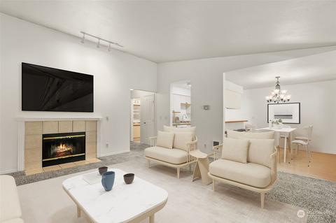 1830 S 336th St #C201, Federal Way, WA 98003