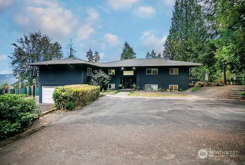 127 Grandview Ter, Longview, WA 98632