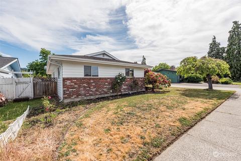 725 E Alder St, Sequim, WA 98382 photo 2