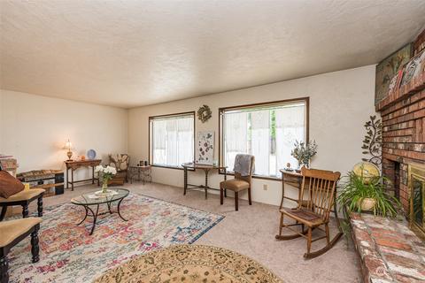 725 E Alder St, Sequim, WA 98382 photo 9