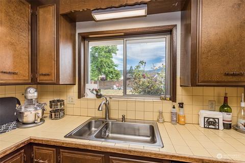 725 E Alder St, Sequim, WA 98382 photo 13