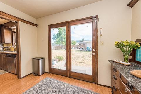 725 E Alder St, Sequim, WA 98382 photo 30