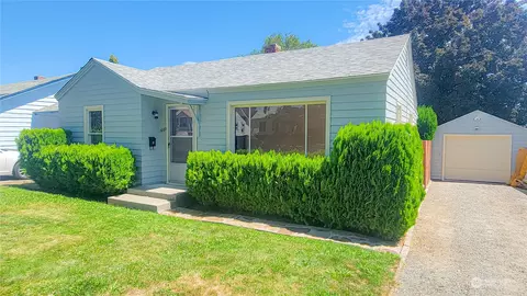1005 Yale Ave, Wenatchee, WA 98801