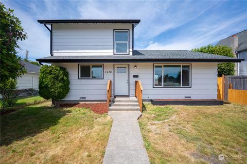 1715 8th St, Marysville, WA 98270