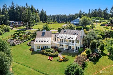 6035 White Deer Ln, Freeland, WA 98249
