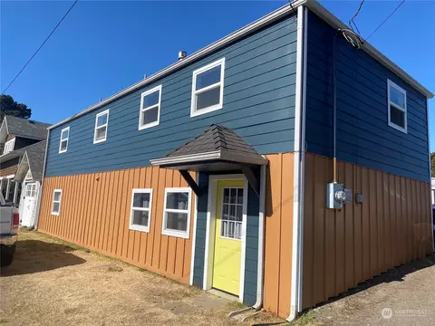 1911 Ocean Beach Blvd S, Long Beach, WA 98631