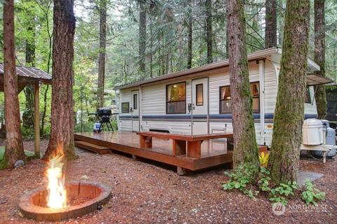 90 Wilderness Way, Deming, WA 98244