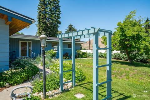 108 Birch St, Cashmere, WA 98815