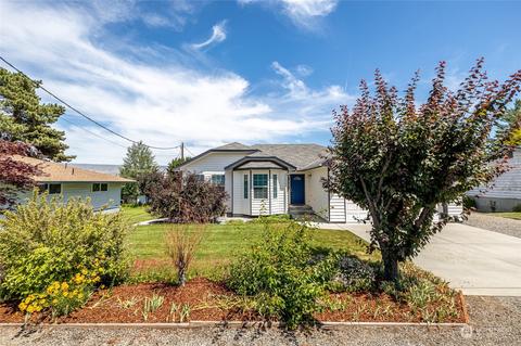 605 N Woodward Dr, Wenatchee, WA 98801