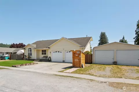 410 Calistoga St W, Orting, WA 98360 photo 28