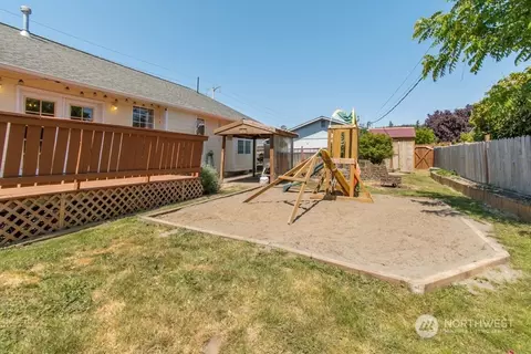 410 Calistoga St W, Orting, WA 98360 photo 20