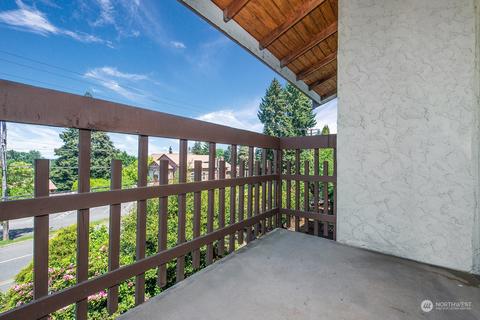 3503 S 160th St #C2, Seatac, WA 98188
