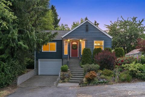 351 Thomas Ave SW, Renton, WA 98057